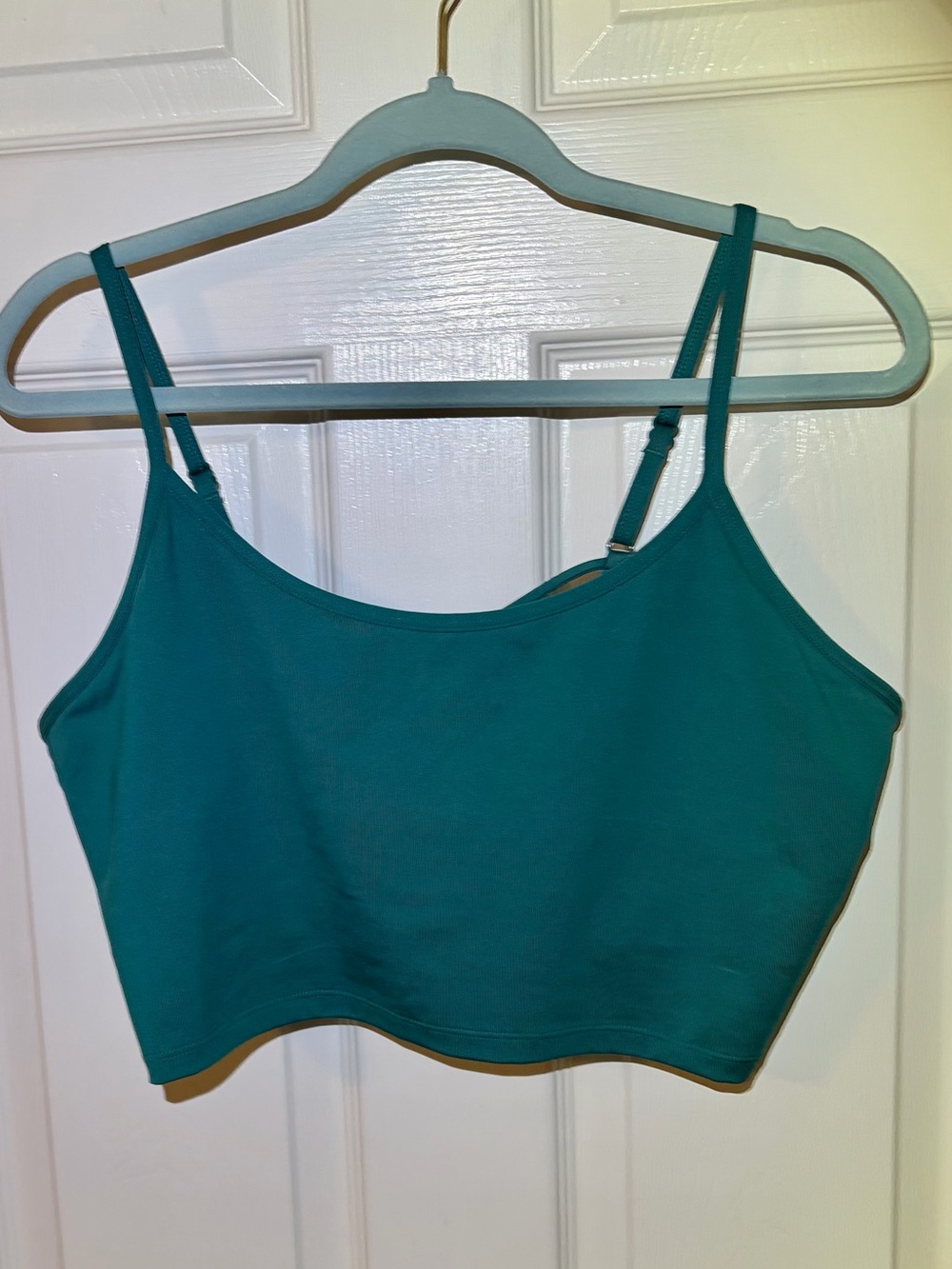 Victoria’s Secret Pink Teal Cropped Sports Bra Top - Adjustable Straps. Large